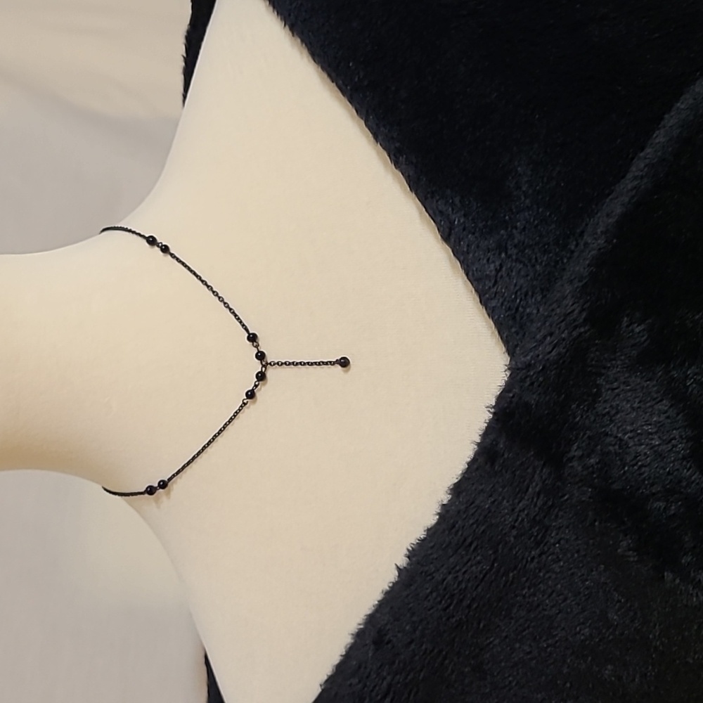 Elegant Black Beaded Necklace